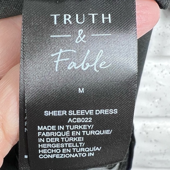 TRUTH & FABLE Floral Dress | Sheer Sleeve Dress - Picture 6 of 10